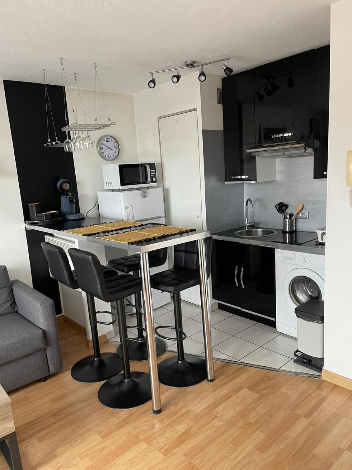 City Rose T2, Climatisation,Parking Prive, Piscine, Wifi , Tout Confort ตูลูส ภายนอก รูปภาพ
